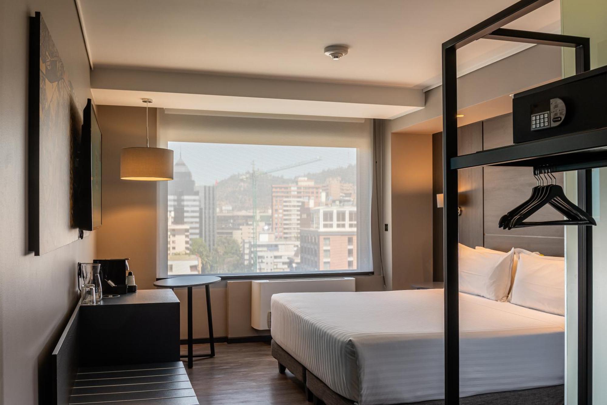 Ola Providencia, Tapestry Collection By Hilton 4* Santiago de Chile